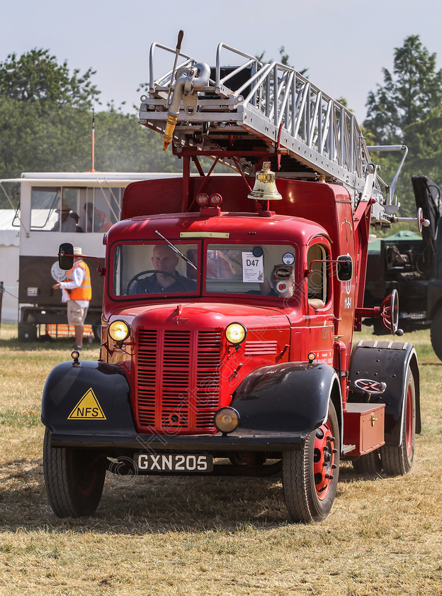 IMG 8059 
 Austin K4 Turntable Ladder Fire Engine, built in 1943 reg no GXN 205. 
 Keywords: Austin K4 Turntable Ladder Fire Engine Built 1943 Reg GXN 205 Emergency Vehicle Red Bell Headlights Transport Wheel Wheels Tyre Tyres