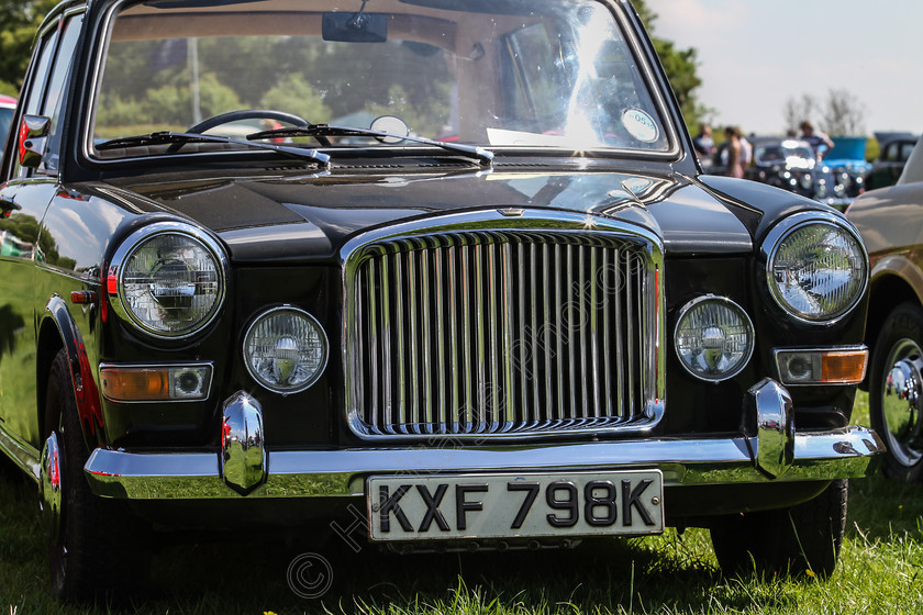 IMG 6075 
 Keywords: Chiltern Hills Vintage Classic Car Rally 2014 Transport Headlights Bumper Wheels Tyres Cars